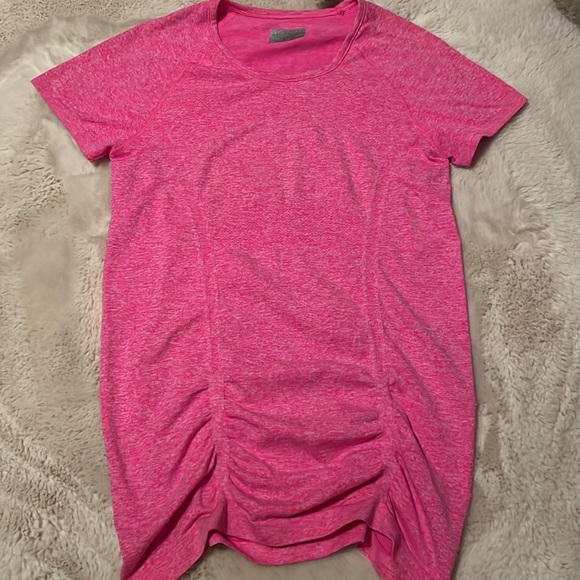 Athleta | Brilliant Magenta Heather Fastest Track Tee - Picture 4 of 5